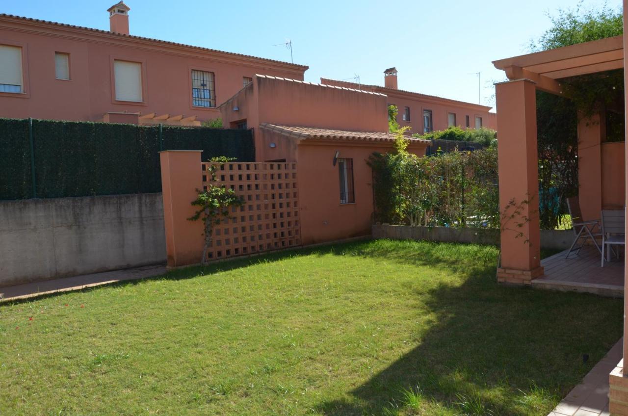 Villa Aznalcazar Sanlucar la Mayor Exterior photo